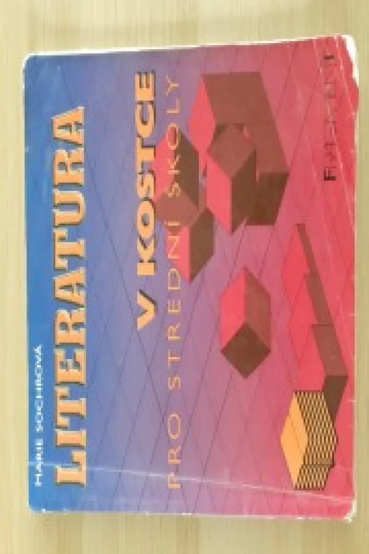 Literatura v kostce