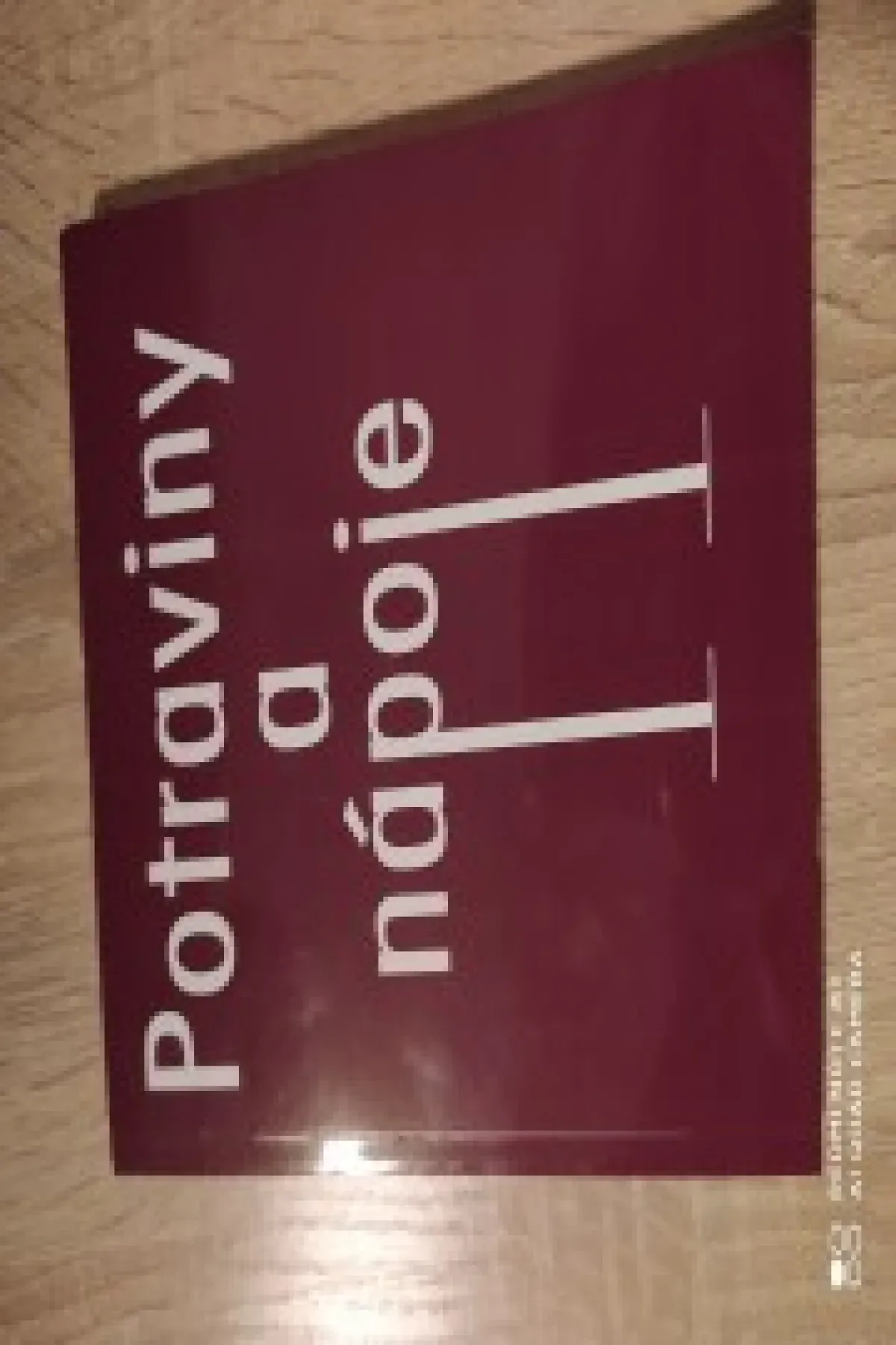 Potraviny a nápoje