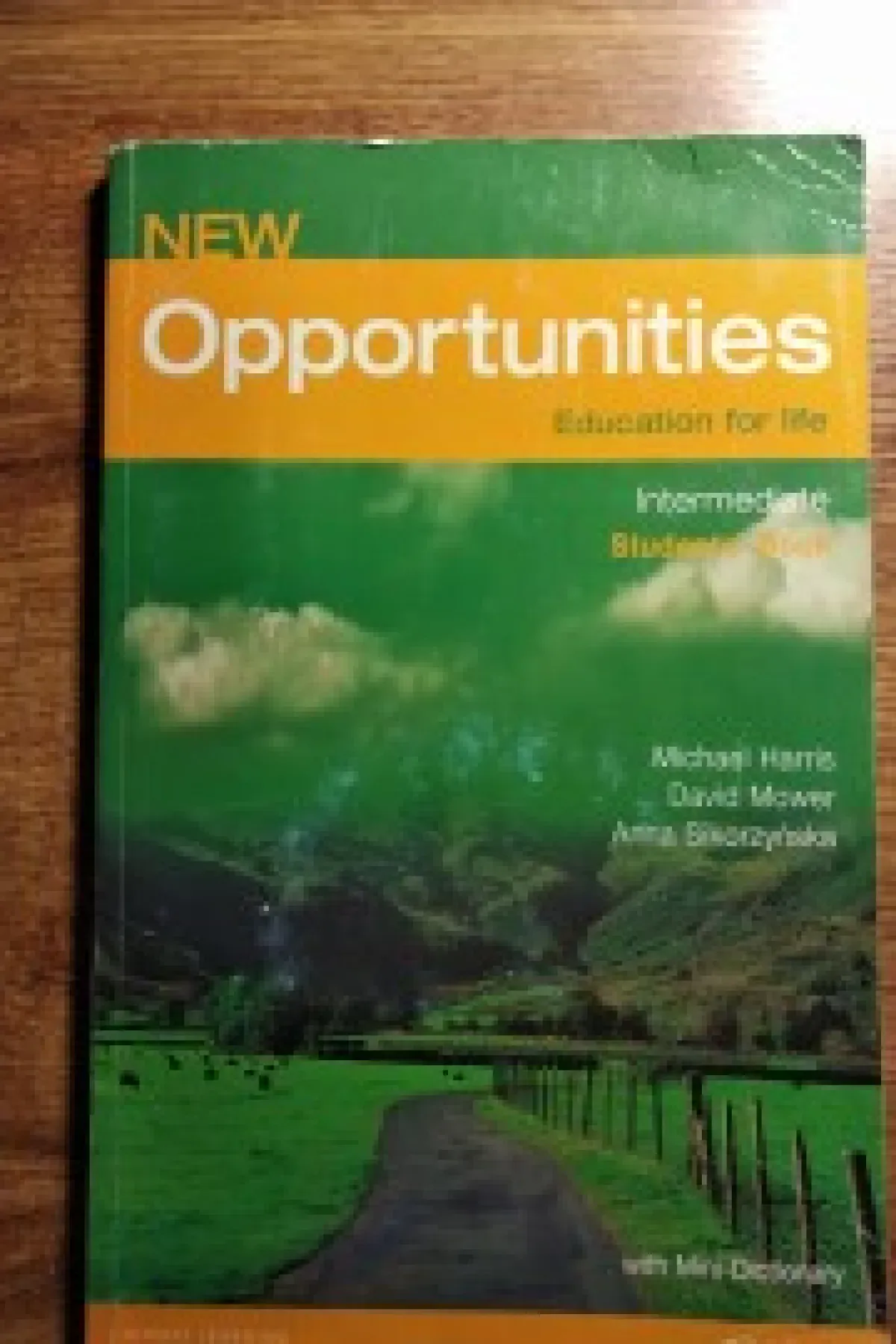 New Opportunities, Intermediate Students' Book
