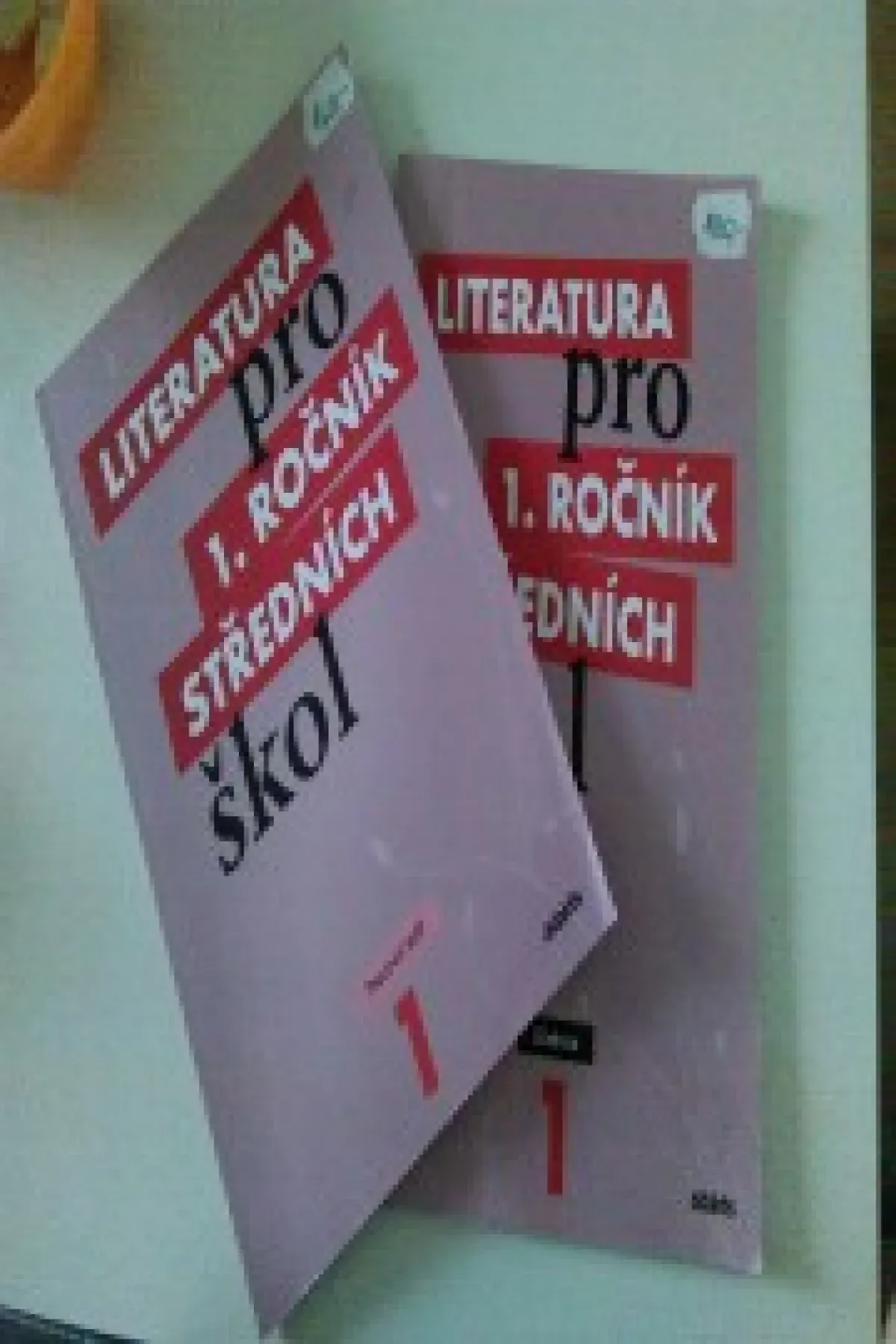 Literatura pro 1.ročník SŠ,učebnice a pracovní sešit
