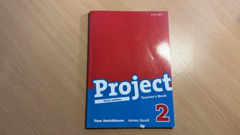 Project 2 Third edition (Teacher's Book) - Učebnice s odpověďmi, vhodné i pro studenty ke kontrole!